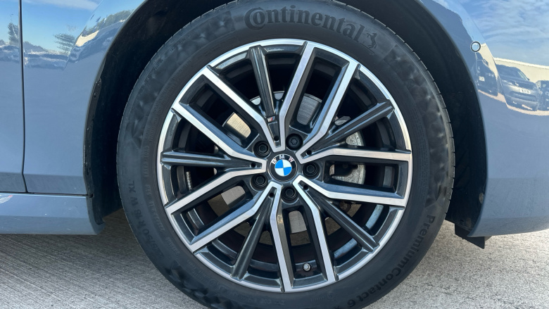 BMW 2 Series 220i MHT M Sport 5dr DCT Petrol Hatchback